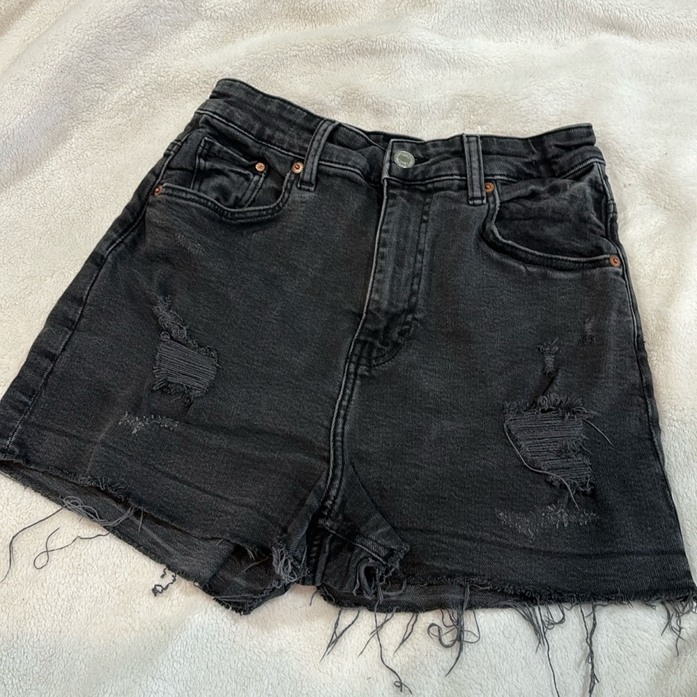 💰3/$25 BUNDLE 💰 Black Mom Shorts 🌟
